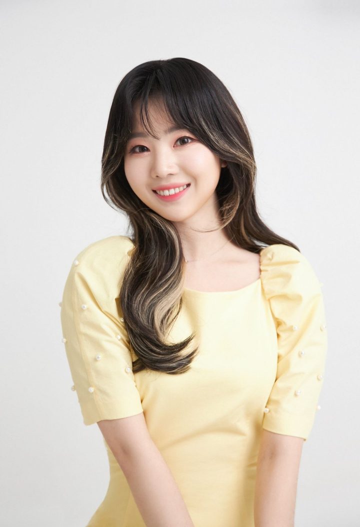 송윤지 (Yoonjee Song)
